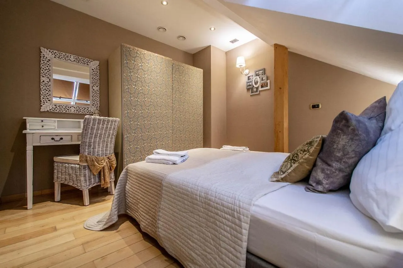 Апартаменты Olives Ruterra Loft With Sauna Прага